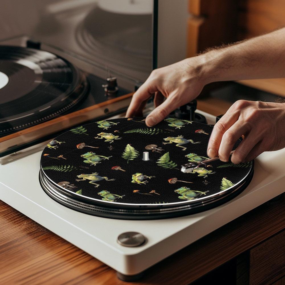 Goblincore Forest Forg Turntable mat - sense forest