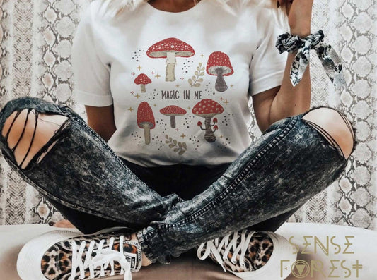 Magic in me Mushroom Tee - sense forest