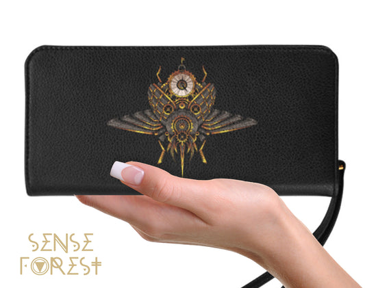 Steampunk beetle Women's Clutch Purse wallet with wristlet